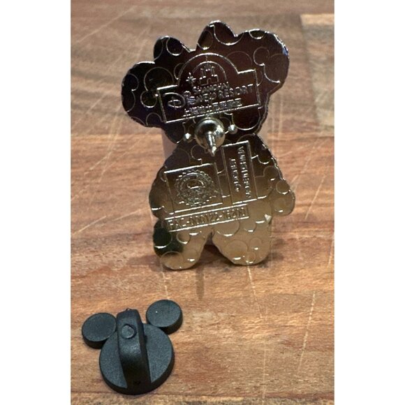 Disney Disneyland Shanhai Shellie May Mascot Duffy Pin Trading Pin Authentic - Picture 4 of 4